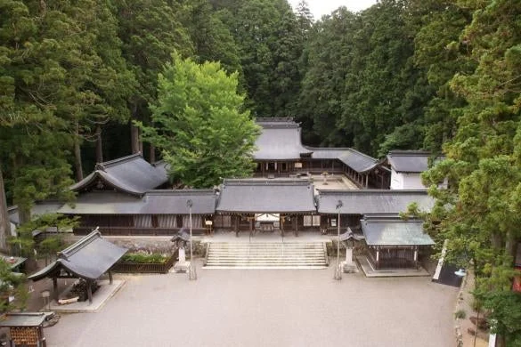 飛騨一宮水無神社