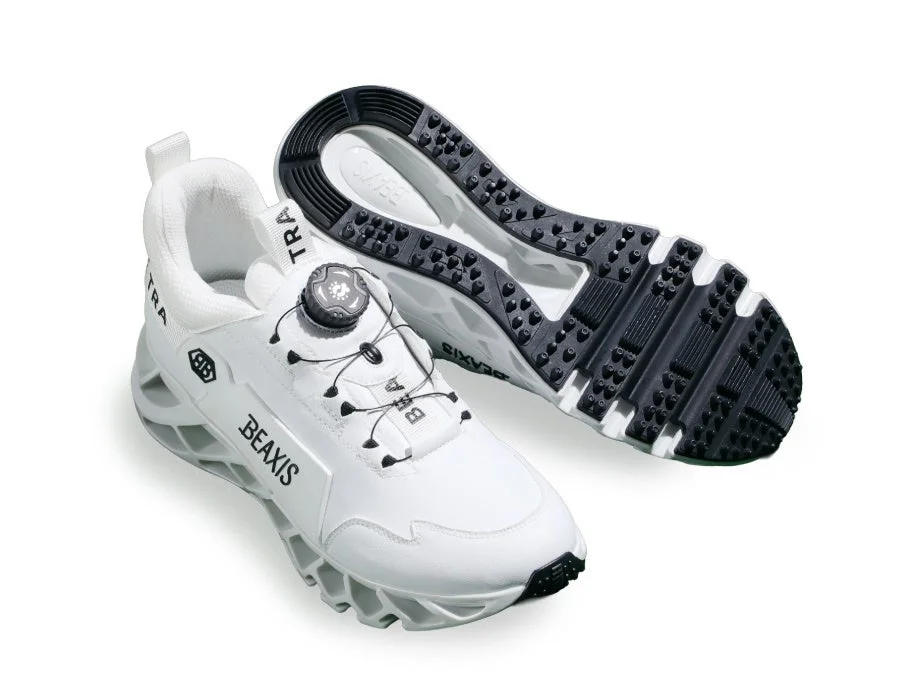 ゴルフ向け体幹スニーカー BEAXIS バランスコアターフ